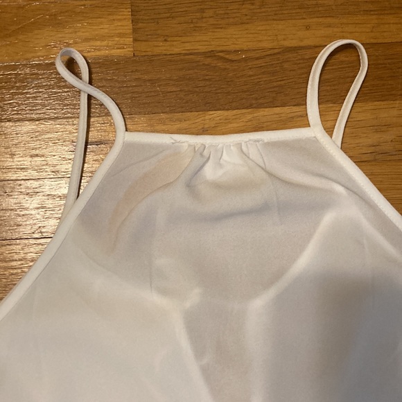 *last chance!!* L’atiste | Women’s white tank with open/floral print mid front - Picture 15 of 16